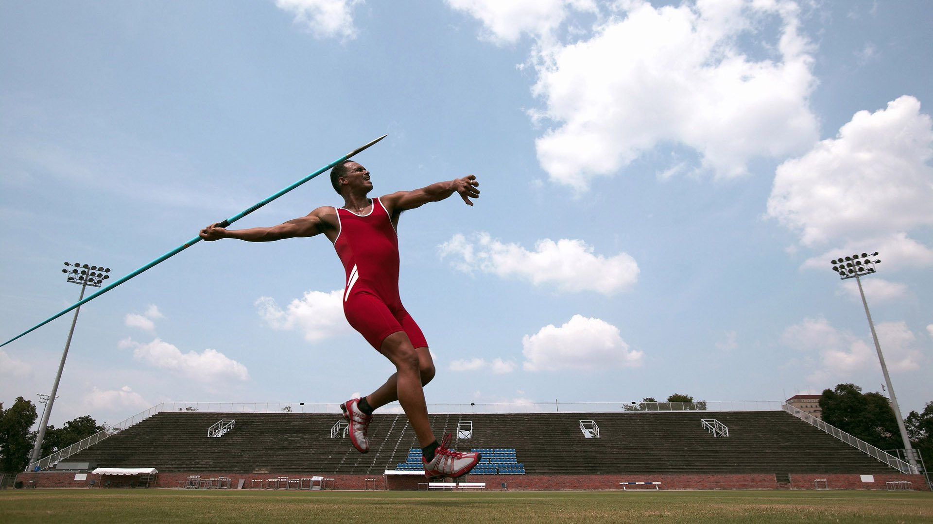 冬奥场地模拟平台提升新手训练效率,冬奥场馆模型